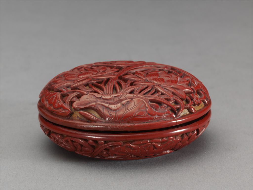 图片[2]-Carved lotus and wild rice round box-China Archive